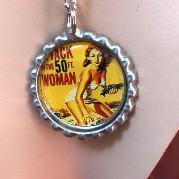 Retro vintage 🎬movie🎬 necklace 🌟NEW✨ - Picture 2 of 8